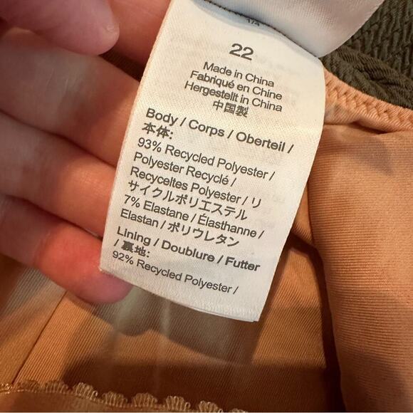 J. Crew One Piece Swimsuit Green Textured Square Neck Shelf Bra Sz 22 NEW - Picture 4 of 11